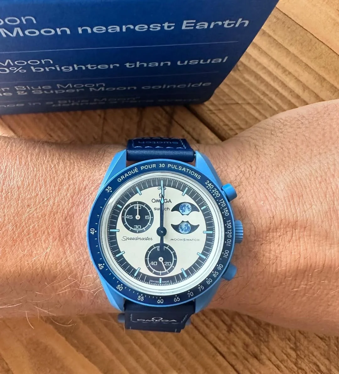 OMEGA X SWATCH MOONSWATCH MISSION TO THE SUPER BLUE MOONPHASE - Image 2