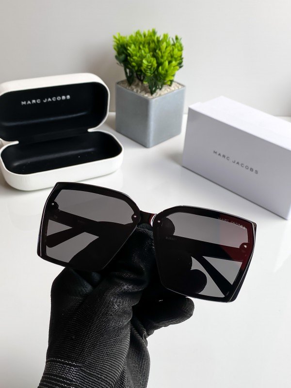 Marc Jacobs 5003 - Image 2