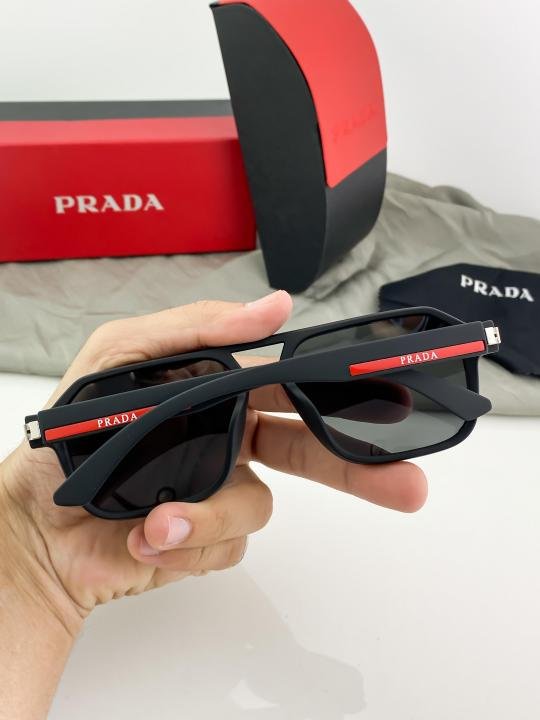 Prada 8952 Black Sunglasses - Image 4