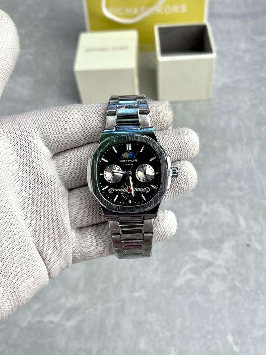 Patek Philipp_e Nautilus - Image 2