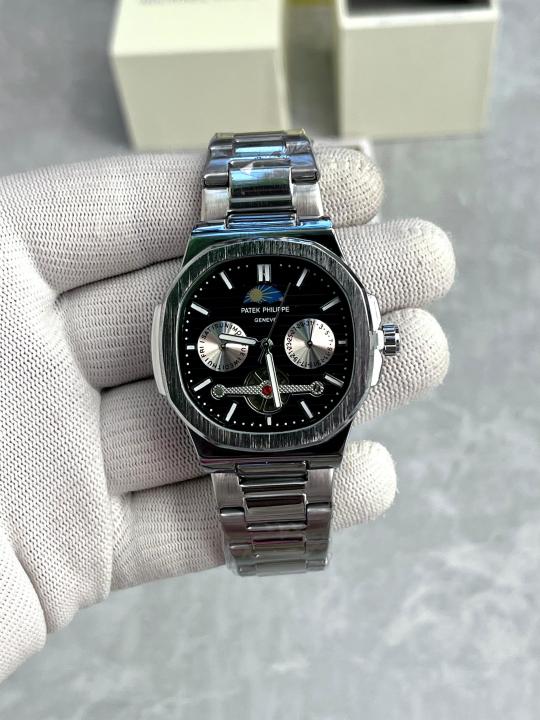 Patek Philipp_e Nautilus - Image 4
